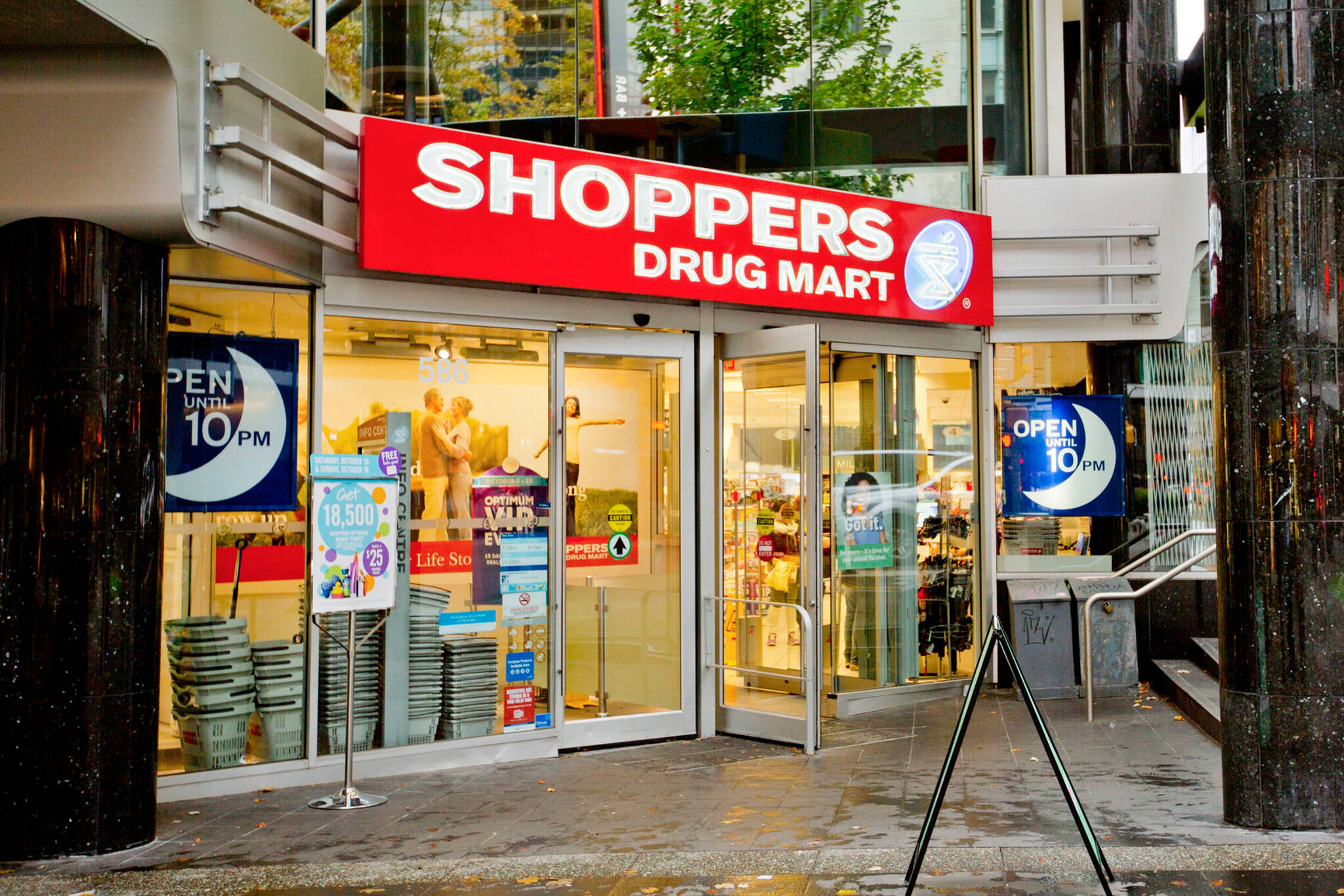 Shoppers Drug Mart is adding an hour for seniors to shop during the